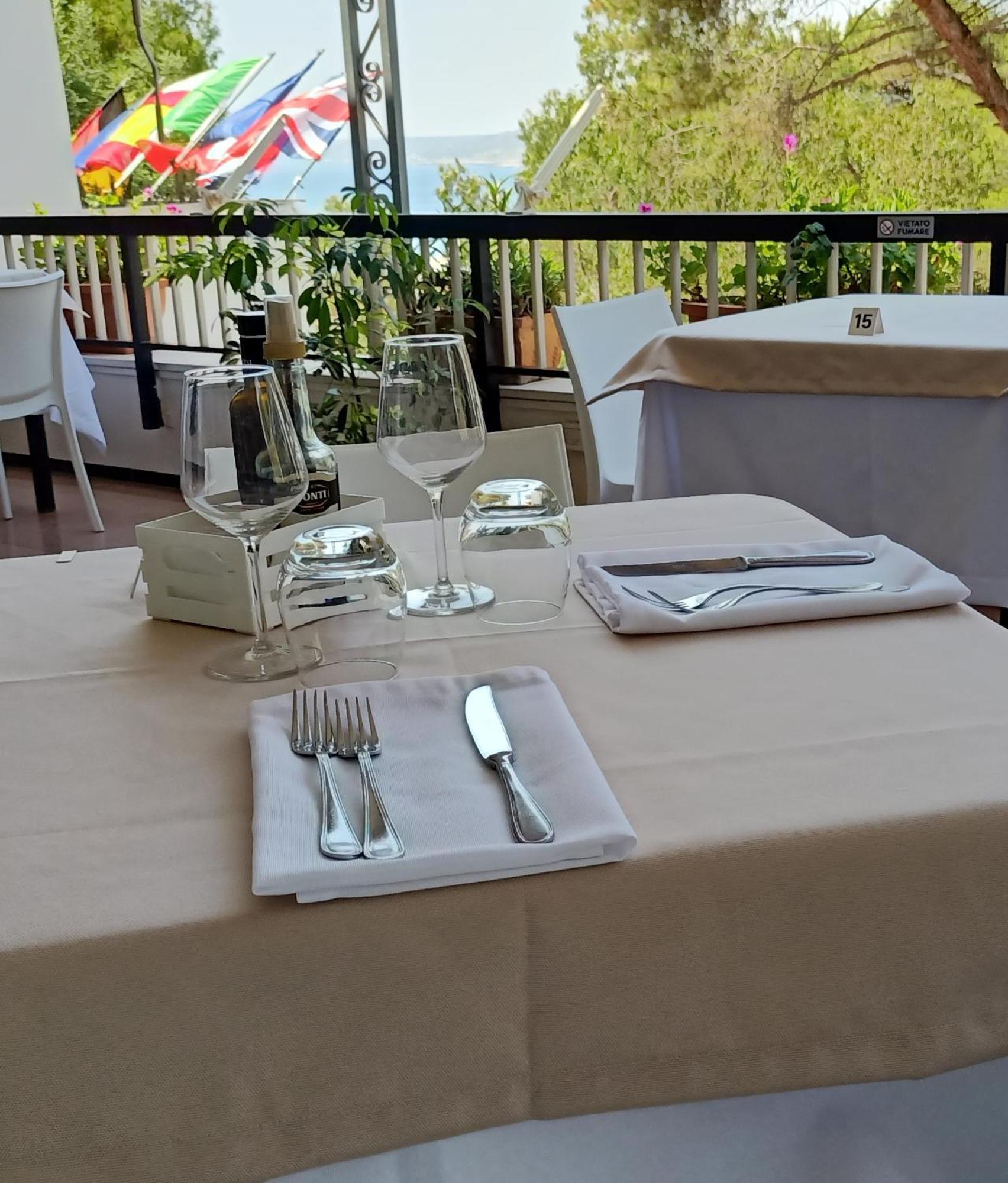 Hotel Degli Ulivi Castro  Ngoại thất bức ảnh